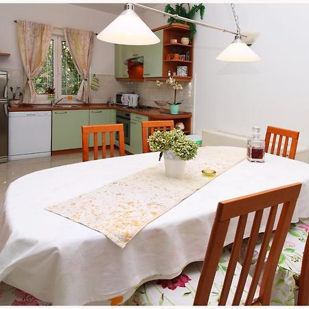 Apartments Ruza Primosten Exterior photo