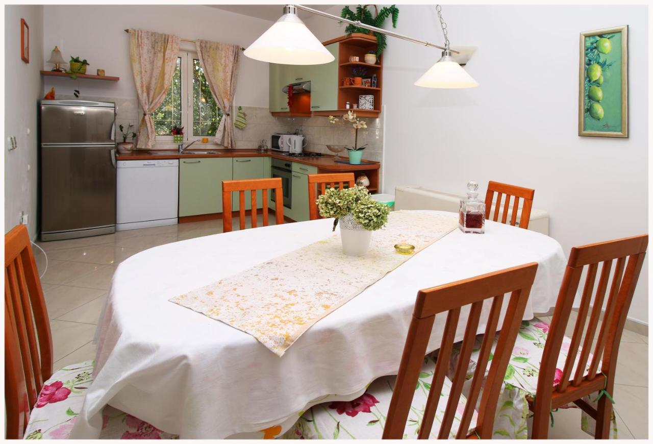 Apartments Ruza Primosten Exterior photo